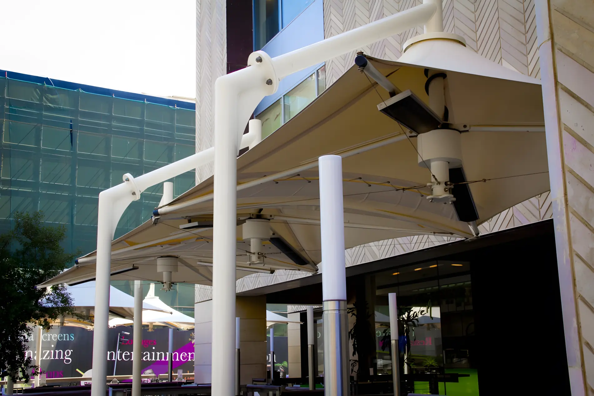 Entertainment Center - Souks Of Beirut